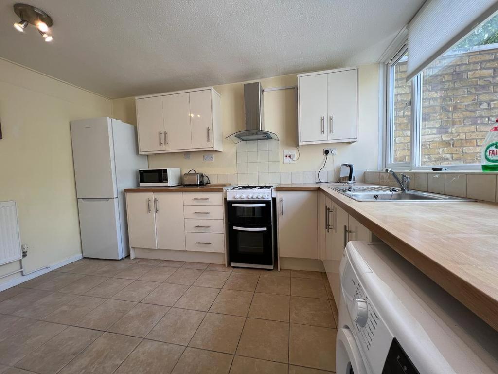 Lovely 4Bed Property, London 8Min To Oxford Street Buitenkant foto